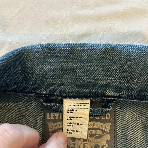 Levi’s Jean denim jacket ORIGINAL TRUCKER JACKET XS excellent used condition - Picture 3 of 4